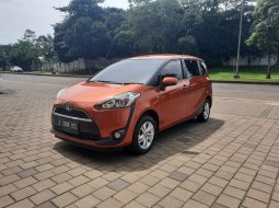 Jawa Barat, jual mobil Toyota Sienta 2017 dengan harga terjangkau 1