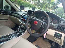 Mobil Honda Accord 2013 2.4 VTi-L dijual, DKI Jakarta 13