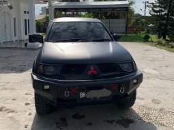 Mitsubishi Triton GLS 4x4 tahun 2008  1