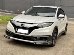 Honda HR-V E Mugen AT 2016 Putih Pemakaian 2017 2