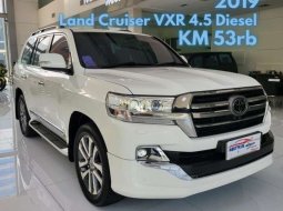 DKI Jakarta, Toyota Land Cruiser 2019 kondisi terawat 1