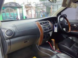 Dijual mobil bekas Nissan Livina , DKI Jakarta  1