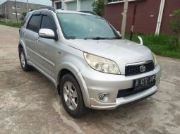 Mobil Toyota Rush 2012 G terbaik di Banten 4