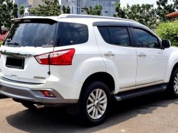 Jual mobil bekas murah Isuzu MU-X Premiere 2019 di Banten 11