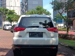 Mobil Mitsubishi Pajero 2015 V6 3.0 Automatic dijual, DKI Jakarta 2