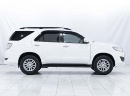 TOYOTA FORTUNER (SUPER WHITE) TYPE G 2.7CC A/T (2012) 2