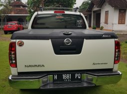 Navara Sport Version 2012 4