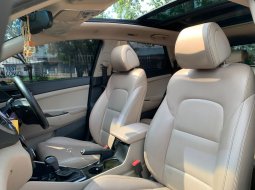 Hyundai Tucson XG CRDi AT Matic 2017 Hitam KM 36 Ribu 10