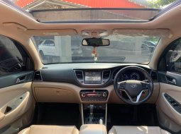 Hyundai Tucson XG CRDi AT Matic 2017 Hitam KM 36 Ribu 6