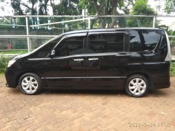 Nissan Serena 2013 Jawa Barat dijual dengan harga termurah 3