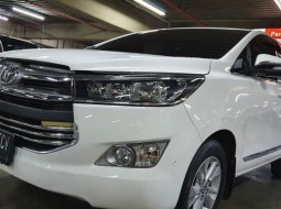 Toyota Kijang Innova murah Tahun 2016 putih