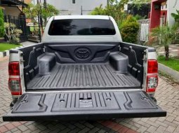 Toyota Hilux D-Cab 2.4 V (4x4) DSL A/T 2013 10