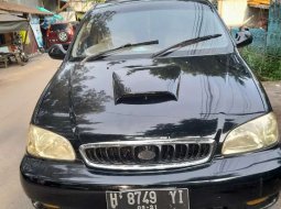 Jawa Tengah, jual mobil Kia Carnival 2000 dengan harga terjangkau 2