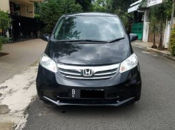 Honda Freed SD 2012 Hitam 1