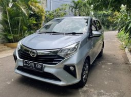 Daihatsu Sigra 1.2 R DLX AT 2