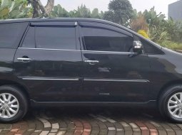 Jual mobil bekas murah Toyota Kijang Innova V 2012 di Jawa Tengah 2