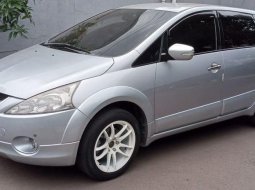 Jual mobil bekas murah Mitsubishi Grandis GT 2010 di DKI Jakarta 1