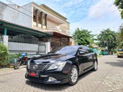 Toyota Camry 2.5 V Hitam km low atas nama pribadi 1