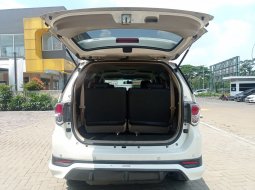 Toyota Fortuner VNT TRD 2014 Putih 2