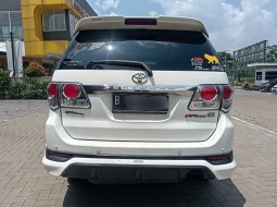 Toyota Fortuner VNT TRD 2014 Putih 7