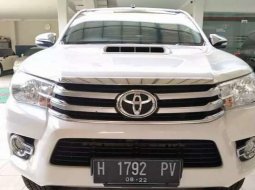 Promo Booking Fee Toyota Hilux murah tahun 2017 3