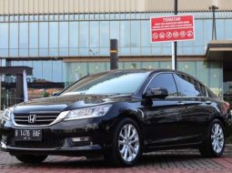 Honda Accord VTi-L 2014 2