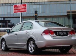 Honda Civic 1.8 2007 8