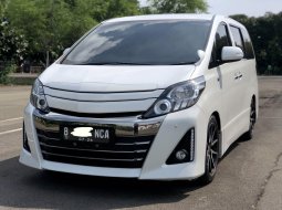 Toyota Alphard GS 2013 Putih 1