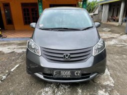 Jual mobil bekas murah Honda Freed SD 2012 di Jawa Barat 3