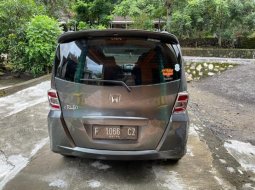 Jual mobil bekas murah Honda Freed SD 2012 di Jawa Barat 2
