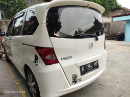 Mobil Honda Freed 2012 PSD terbaik di DKI Jakarta 1