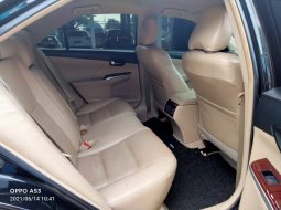 Toyota Camry V 2013 2