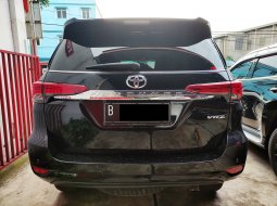 Toyota Fortuner VRZ Diesel AT 2017 DP Minim 4