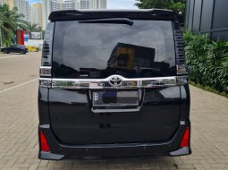 Toyota Voxy CVT Innazuma 2018 Hitam KM 33 Ribu 8