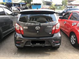 Jual Mobil Bekas. Promo Daihatsu Ayla 1.0L D MT 2017 Abu-abu 5