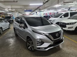 Jual Mobil Bekas Promo Nissan Livina E 2018 Silver 2