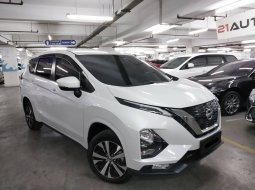 Jual Mobil Bekas Promo Nissan Livina E 2019 Putih 2
