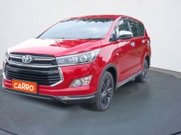 Toyota Innova 2.0 Venturer MT 2017 Merah 6