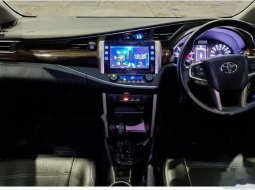 Mobil Toyota Venturer 2019 dijual, Banten 5
