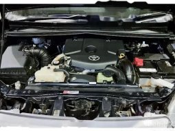 Mobil Toyota Venturer 2019 dijual, Banten 4