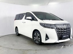 Mobil Toyota Alphard 2018 G terbaik di Banten 14