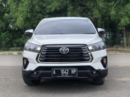 Toyota Innova Venturer 2021 Putih 6