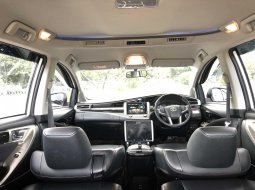 Toyota Innova Venturer 2021 Putih 7
