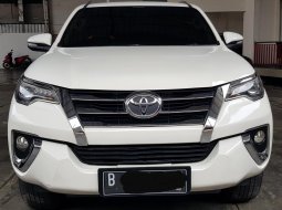 Toyota Fortuner 2.4 VRZ A/T ( Matic Diesel ) 2016 Putih Siap Pakai 1