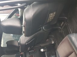 Toyota Voxy A/T ( Matic ) 2018 Hitam Km 22rban Mulus Siap Pakai 4