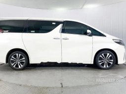 Mobil Toyota Alphard 2018 G terbaik di Banten 15