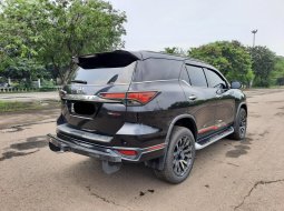 Toyota Fortuner VRZ TRD 2019 Hitam 2