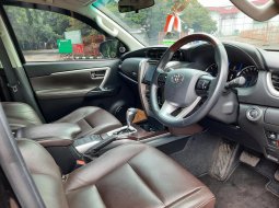 Toyota Fortuner VRZ TRD 2019 Hitam 3
