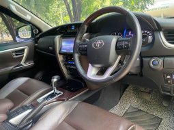 Toyota Fortuner VRZ TRD 2018 Putih 8