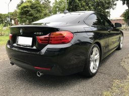 BMW 4 Series 435i Coupe AT 2015 Hitam 3